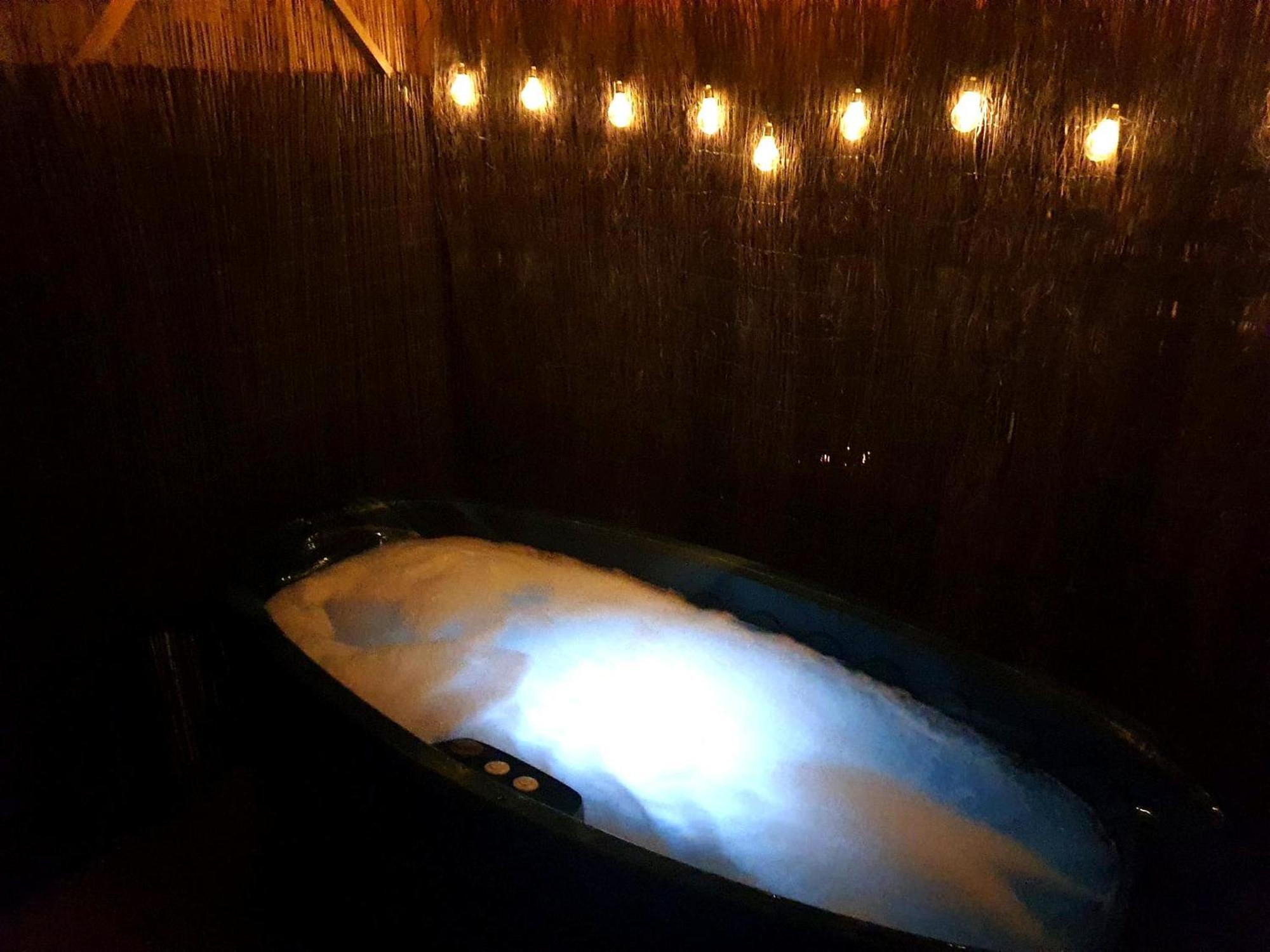 Villa L'Eden De Camargue- Spa Et Nature Candillargues ภายนอก รูปภาพ